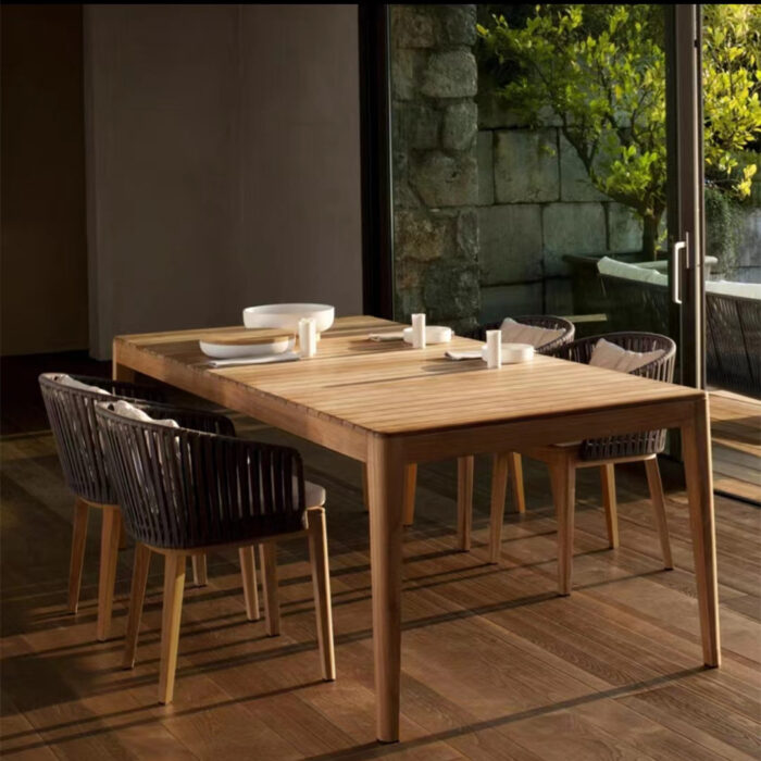 Cassis Teak Dining Set